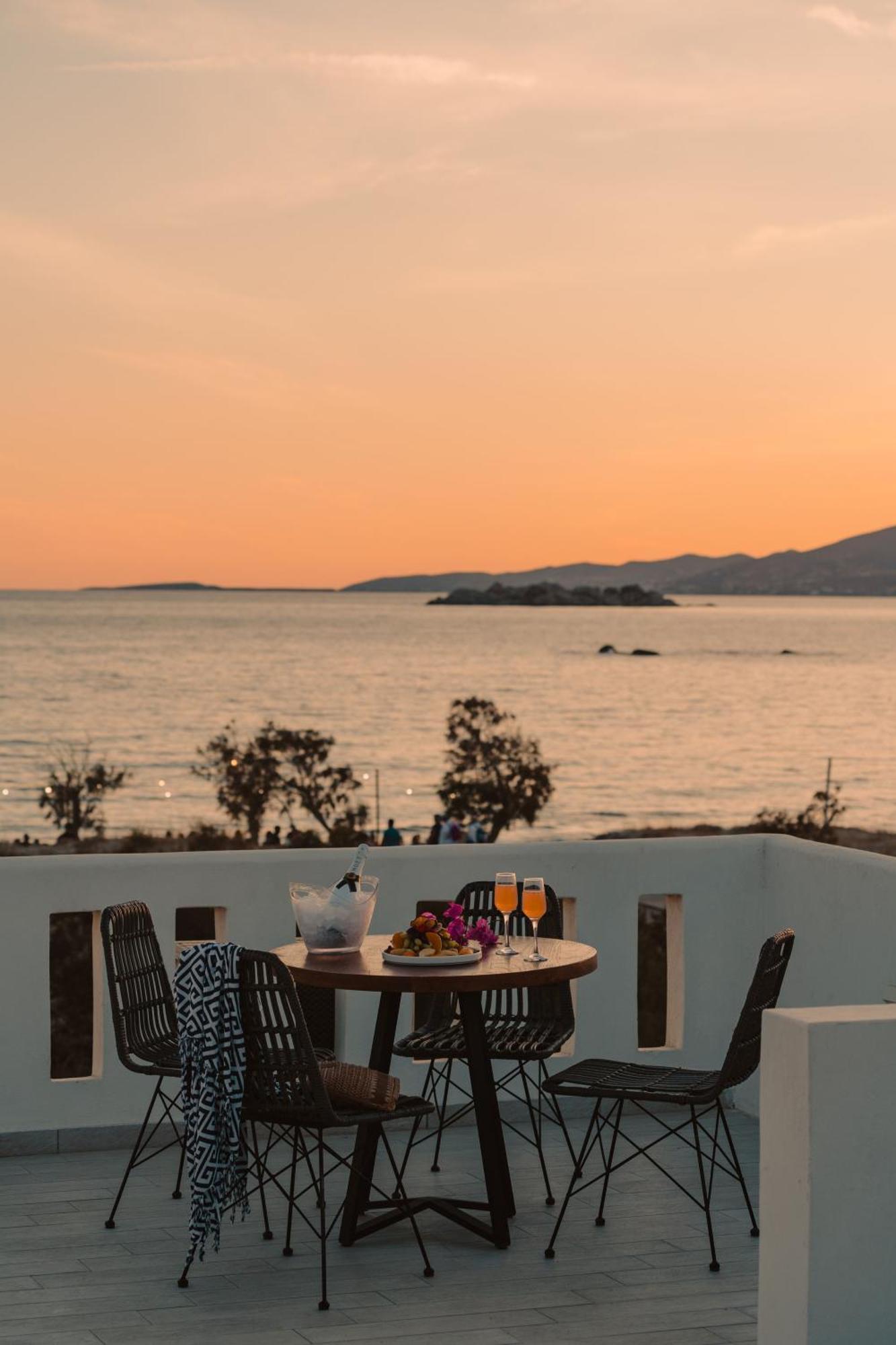 Almiriki Naxos Beachside Living Plaka  Exterior photo
