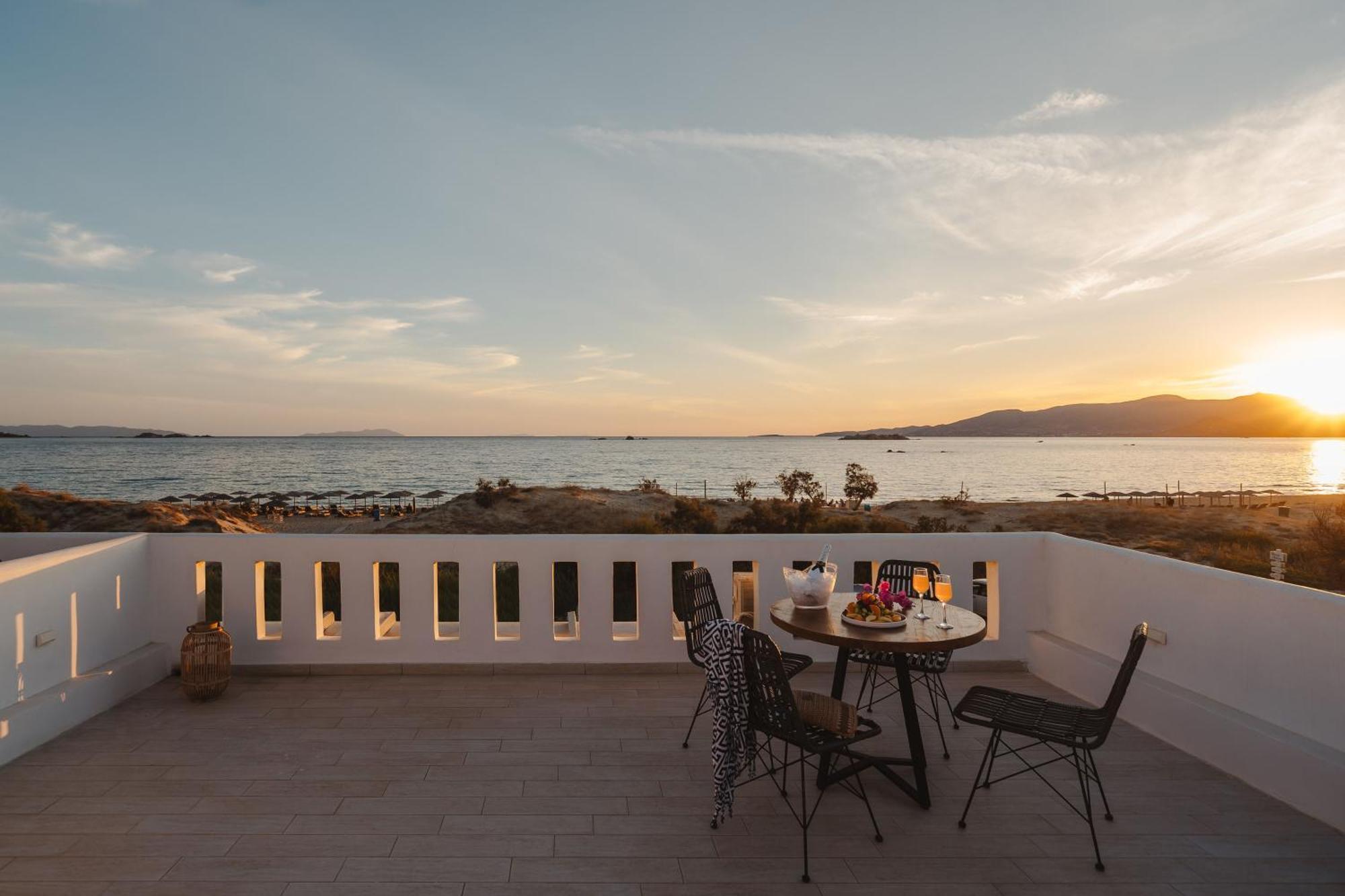 Almiriki Naxos Beachside Living Plaka  Exterior photo